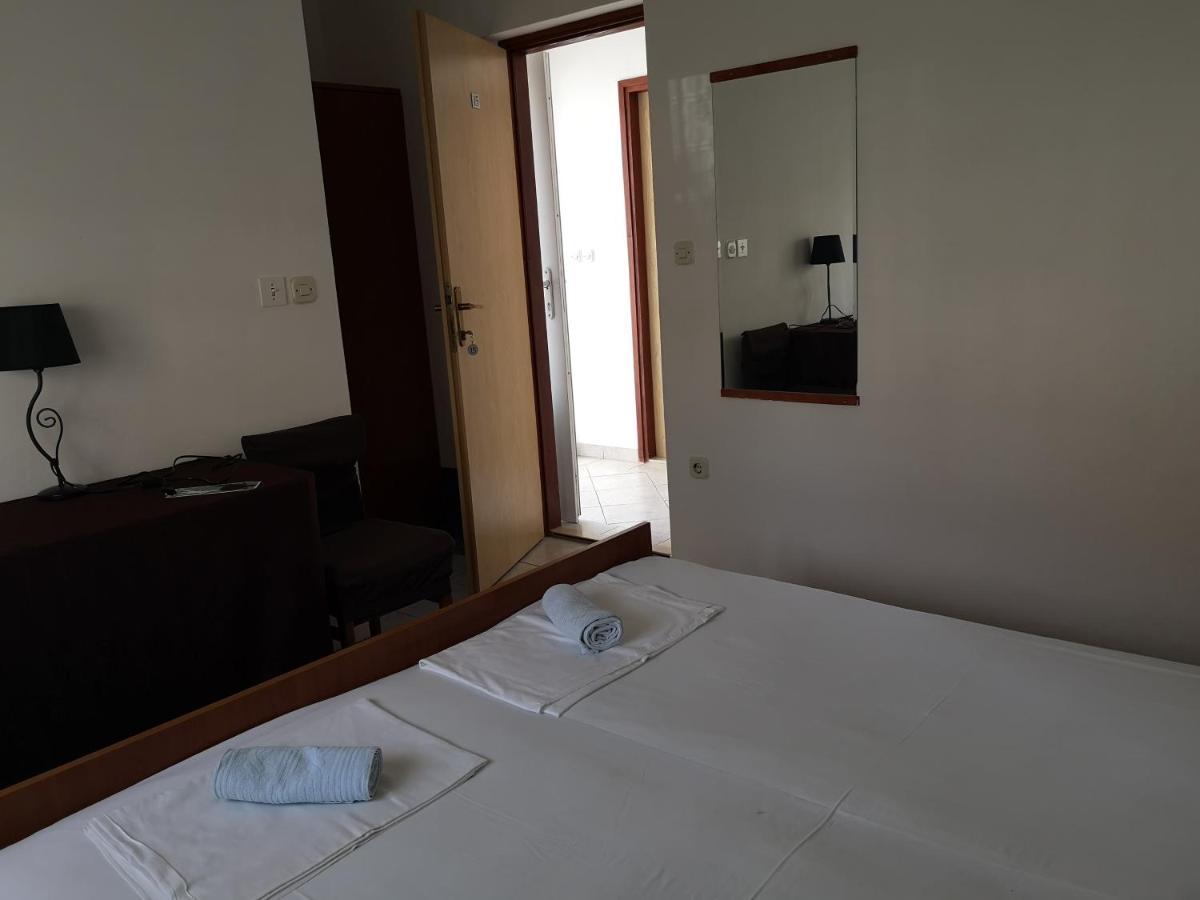 Bellavista Bed And Breakfast Pag Town Buitenkant foto
